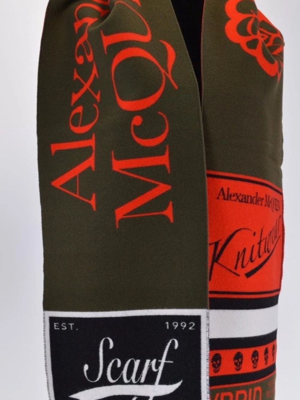 Alexander McQueen Wool Blend GRAPHIC SPORT Floral Skull Scarf/BNWT/UNISEX